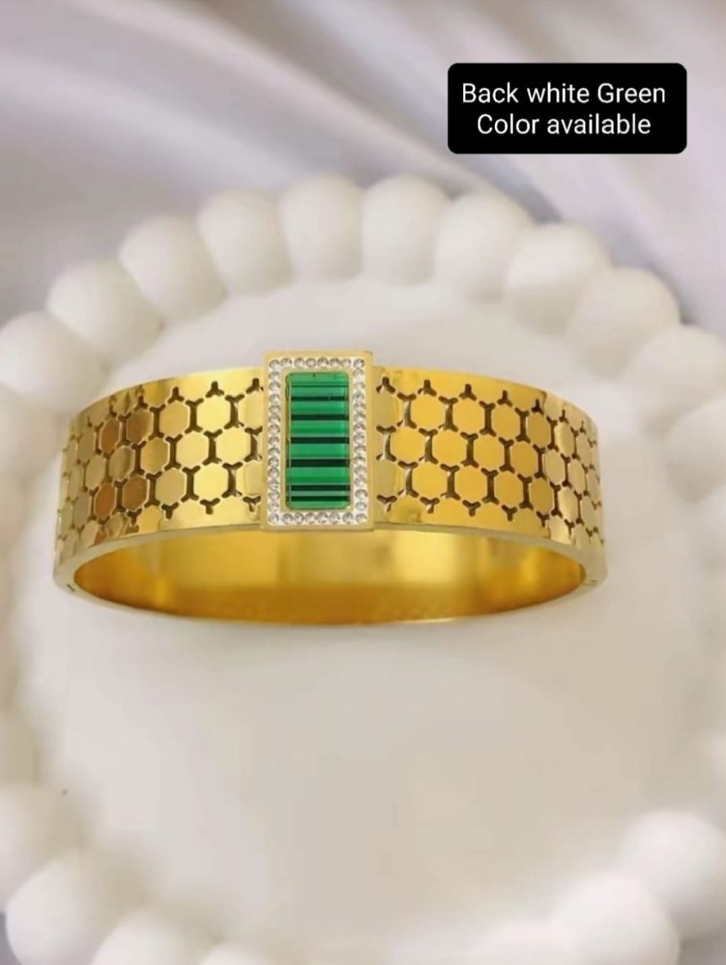 Hand cuff